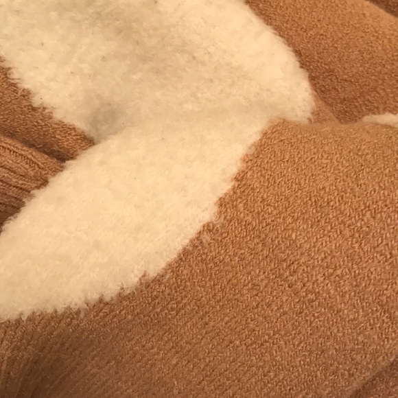 Alice + Olivia Gleeson Tan Wool-Blend Sweater - Picture 9 of 9
